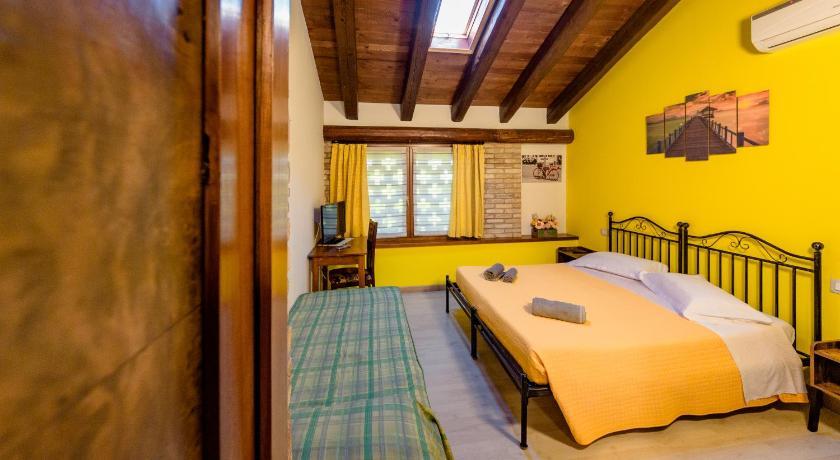 Isola Di Wight Bed & Breakfast San Michele al Tagliamento Bagian luar foto