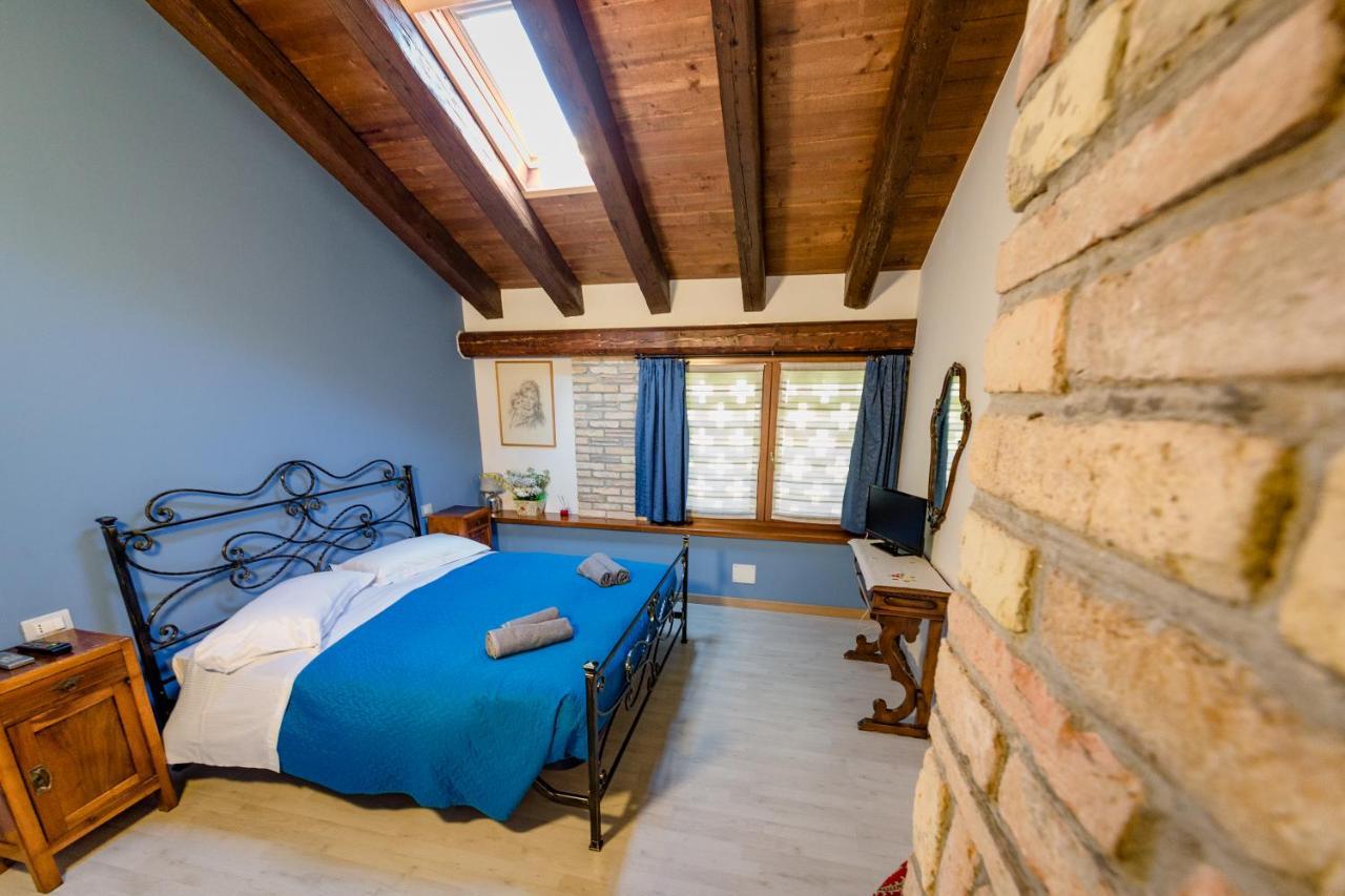 Isola Di Wight Bed & Breakfast San Michele al Tagliamento Bagian luar foto