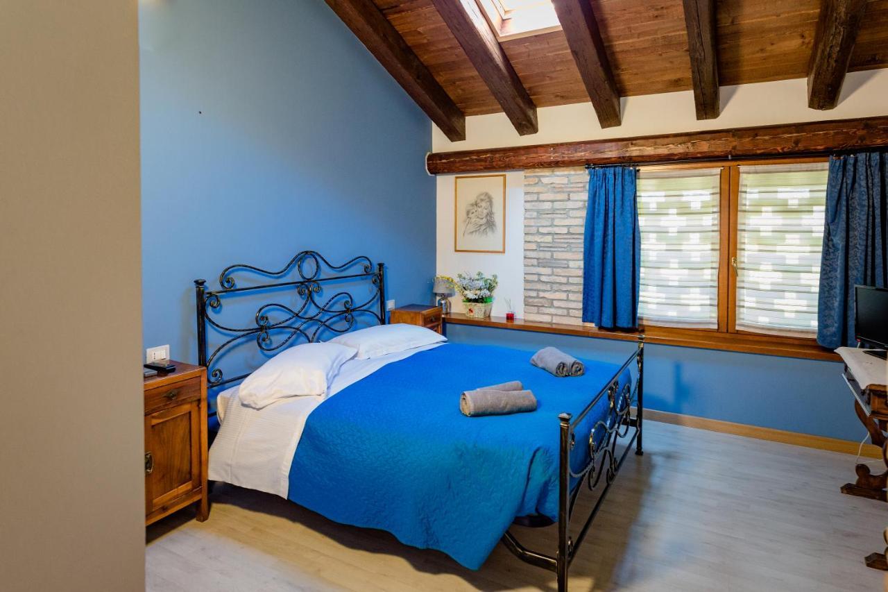 Isola Di Wight Bed & Breakfast San Michele al Tagliamento Bagian luar foto